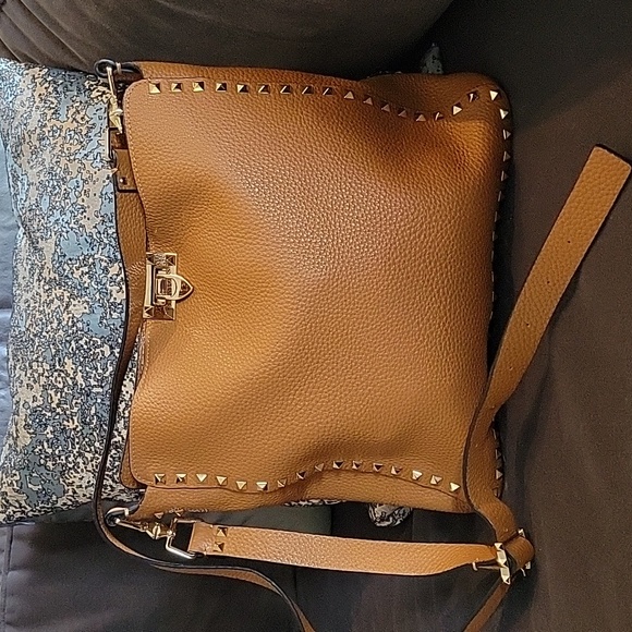 Valentino Garavani Handbags - VALENTINO GARAVANI  Pebbled Calfskin Rockstud Flip-Lock Messenger Bag